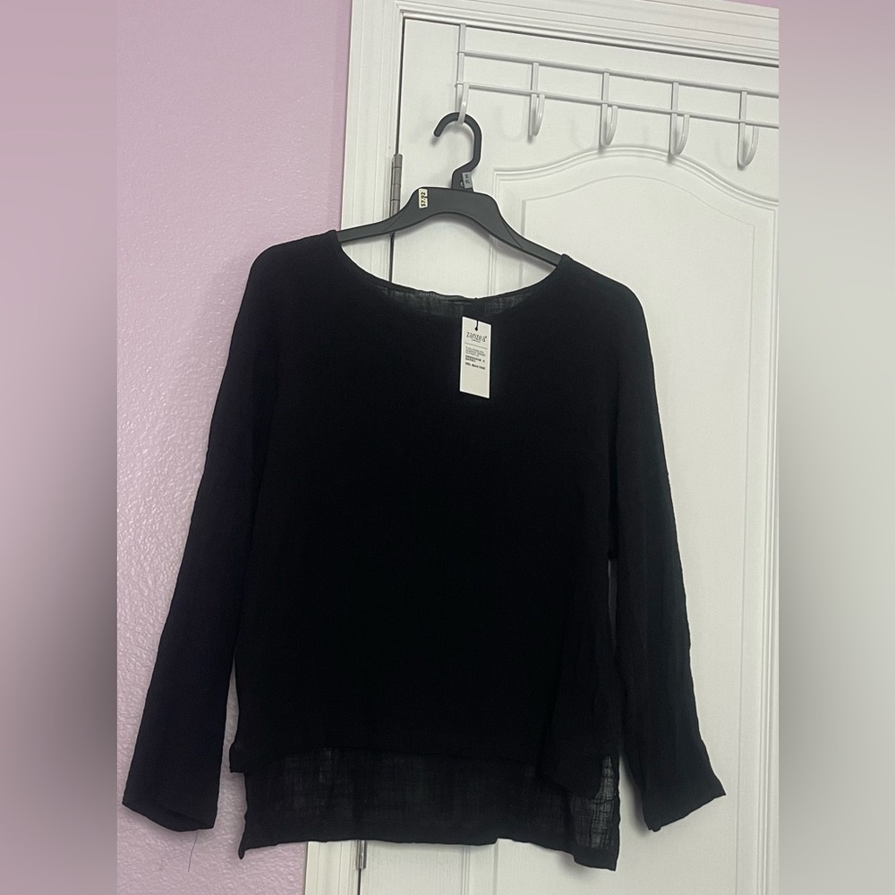 Zanzea Collection Black long sleeve blouse. Size XL